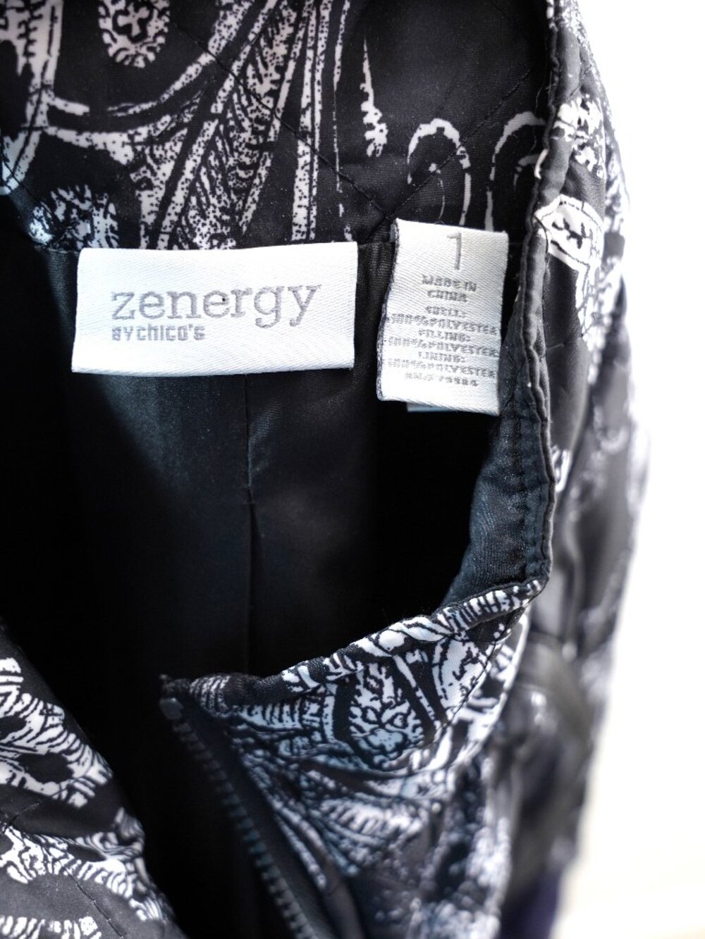 Chico's Zenergy Quilted Paisley Vest size 1 - Picture 2 of 5